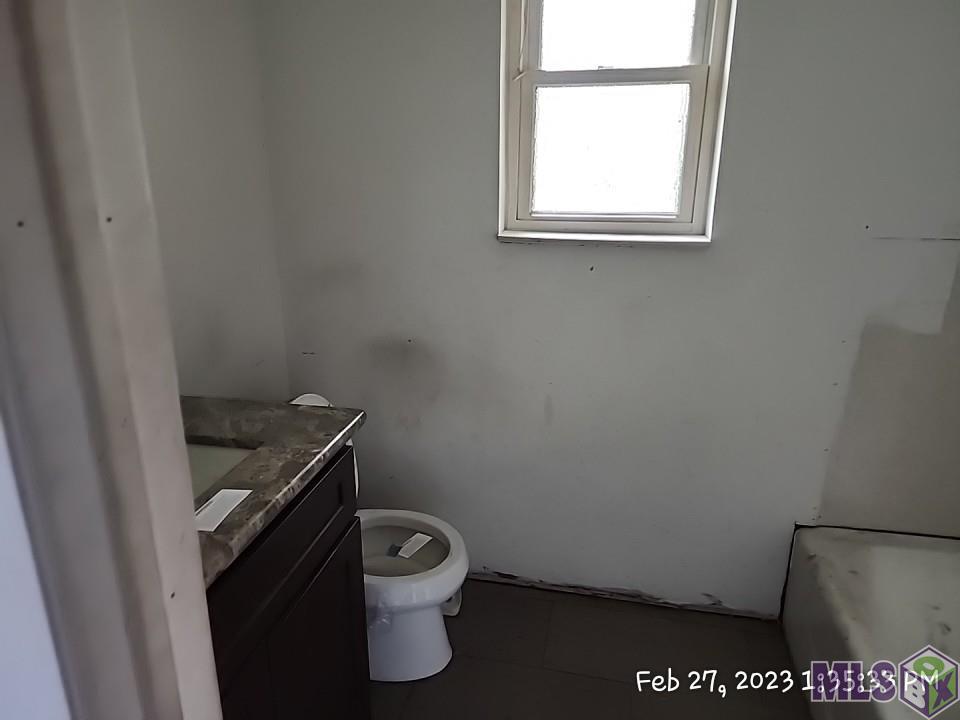 10751 Carmel Drive Baton Rouge, LA 70818 - Photo 6 of 8 Master Bath