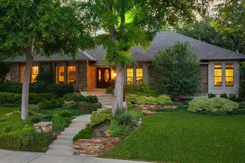 $1,225,000 | 9009 Arbor Park Drive, Dallas, TX 75243