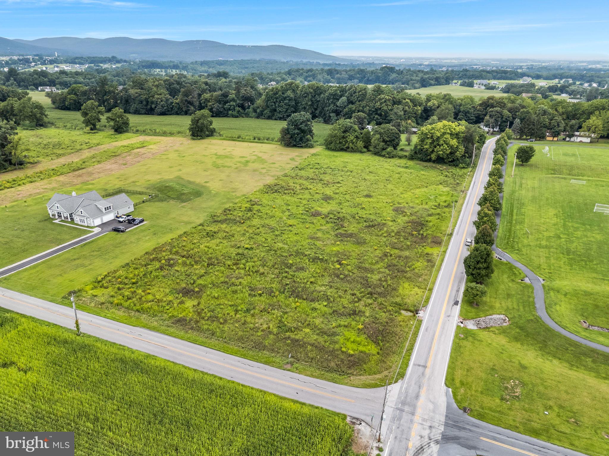 302 West Ridge Road Dillsburg, PA 17019 - Photo 3 of 12 Gallery Image 3