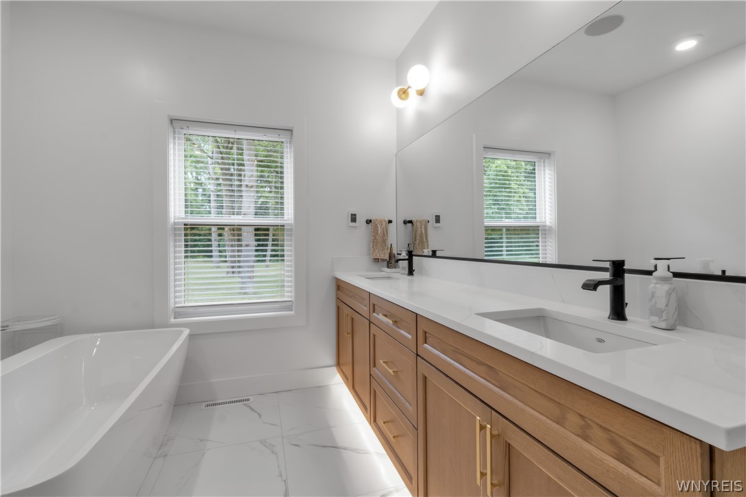 799 Casey Road Amherst, NY 14051 - Photo 33 of 50