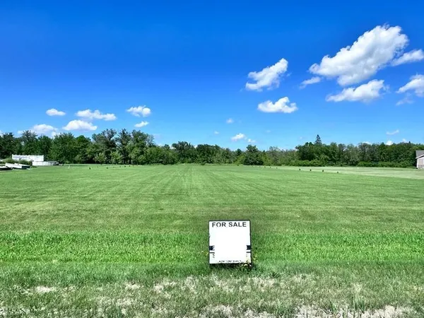 $54,500 | 12140 Northeast 126th Avenue Northeast, Thief River Falls, MN 56701