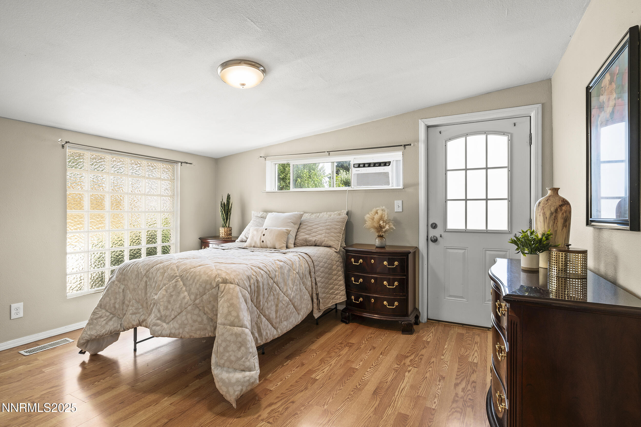 2195 West Plumb Lane Reno, NV 89509 - Photo 20 of 27 29-print-_DSC5995