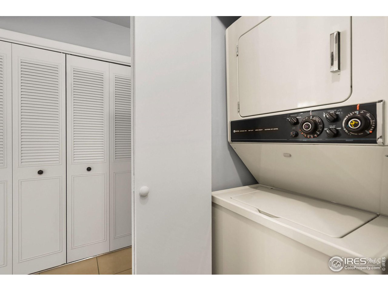 801 East Drake Road, Unit 61 Fort Collins, CO 80525 - Photo 17 of 23 a utility room with dryer and washer