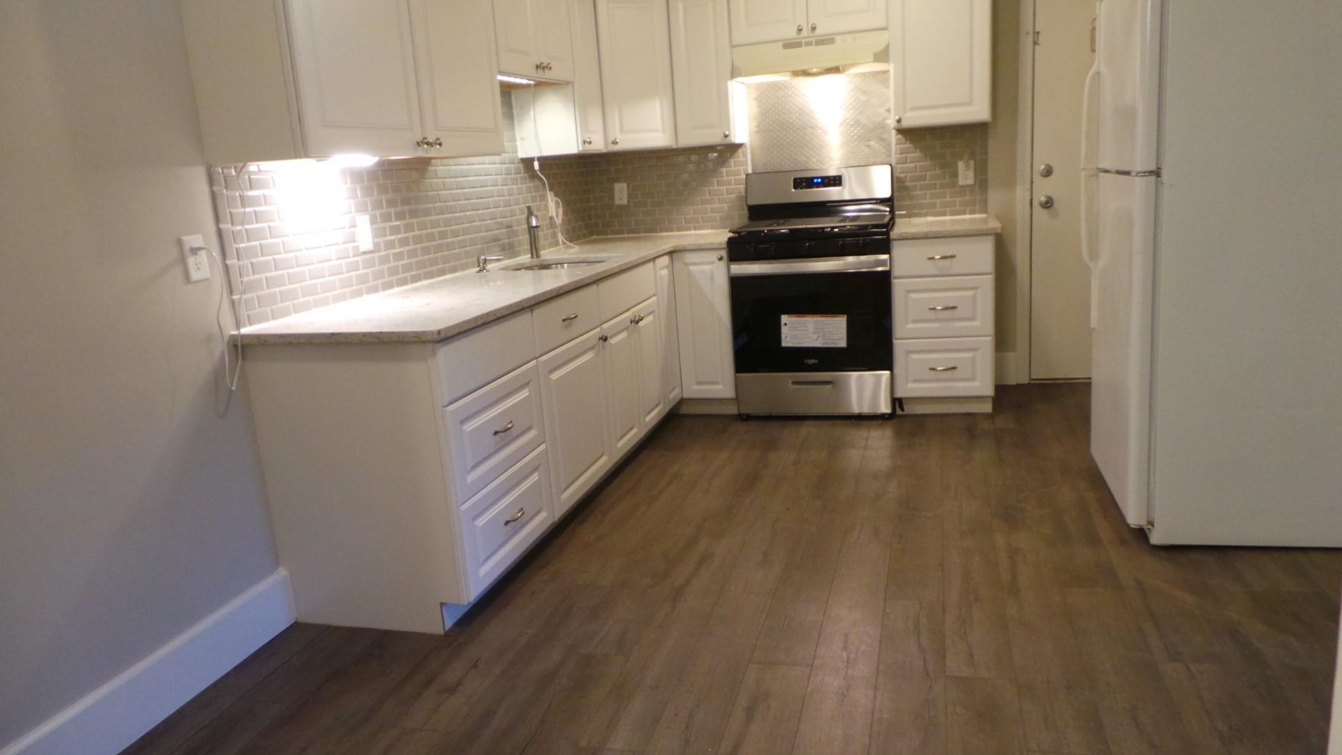 8 Tiffany Road, Unit 1 Salem, NH 03079 - Photo 2 of 9