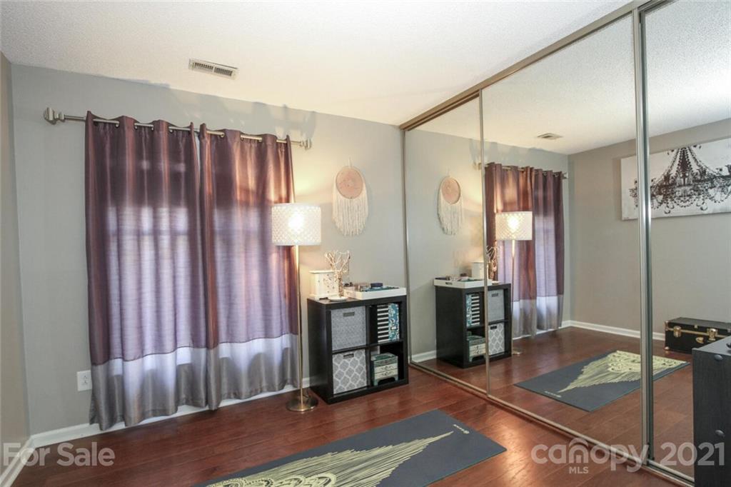 232 Queens Road, Unit 34 Charlotte, NC 28204 - Photo 14 of 22 Gallery Image 14