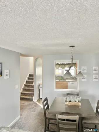 $2,500 | 2390 State Street, Unit 7F, Hamden, CT 06517