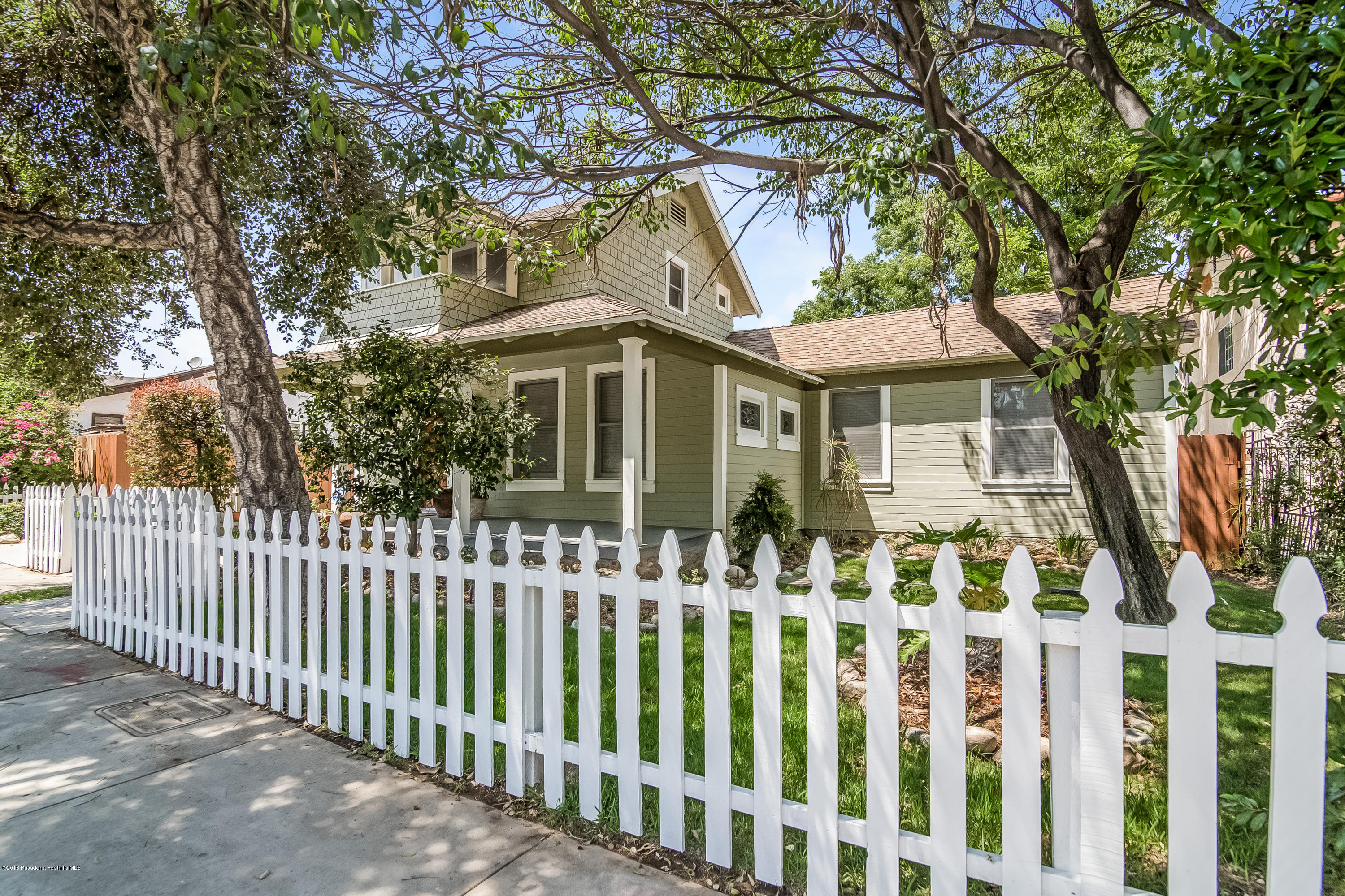 804 Monterey Road South Pasadena, CA 91030 - Photo 2 of 29 Front View