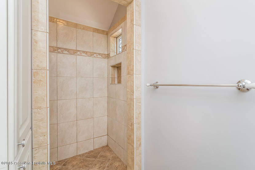 804 Monterey Road South Pasadena, CA 91030 - Photo 17 of 29 master bath