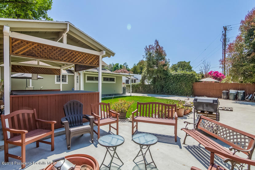 804 Monterey Road South Pasadena, CA 91030 - Photo 22 of 29 backyard