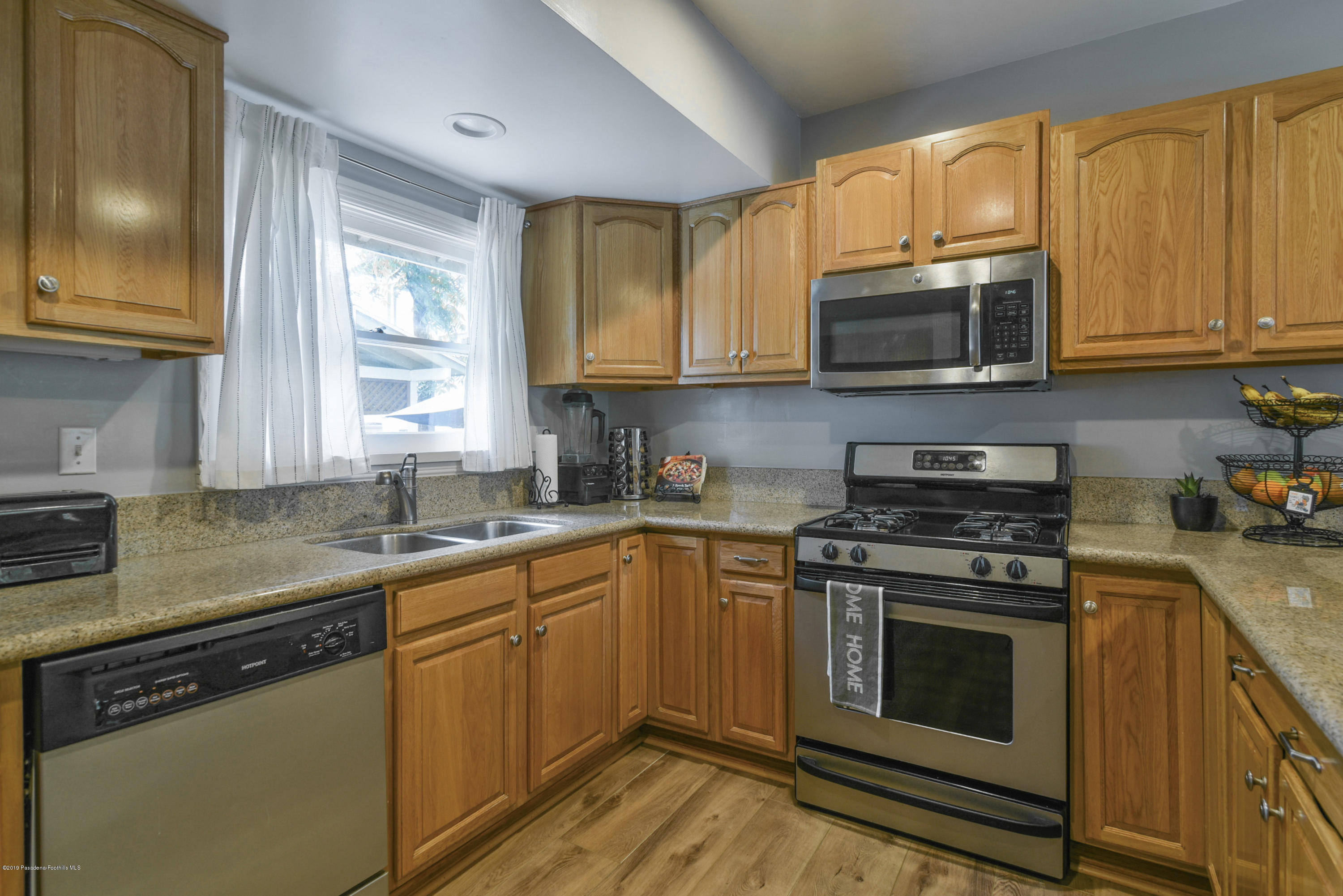804 Monterey Road South Pasadena, CA 91030 - Photo 10 of 29 kitchen