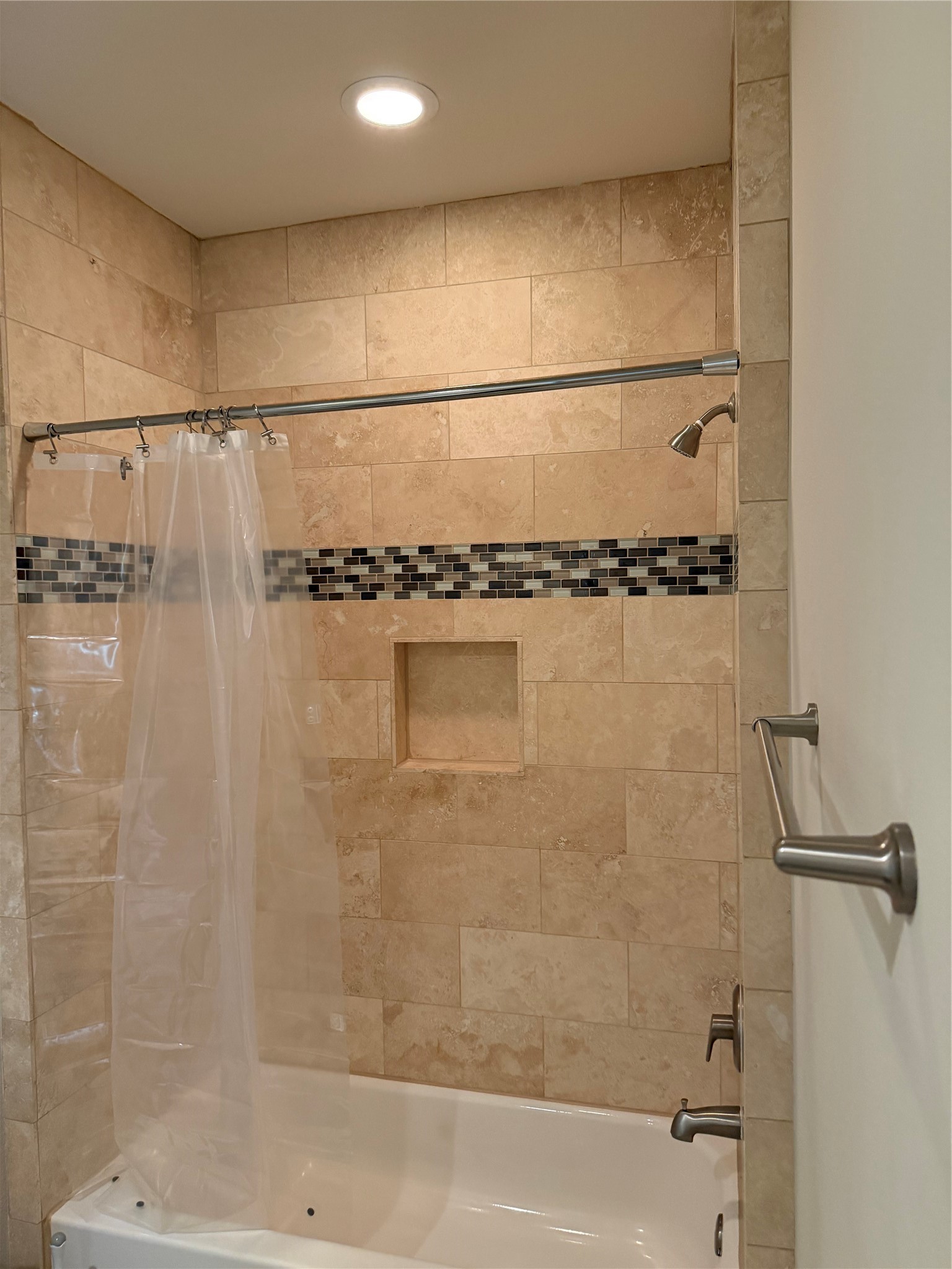 1007 Roberts Street Houston, TX 77003 - Photo 5 of 11 a bathroom with a shower