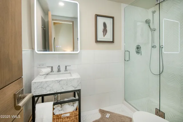 $6,500,000 | 384 Gore Creek Drive, Unit 8, Vail, CO 81657