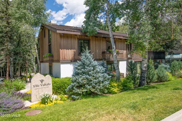 $6,500,000 | 384 Gore Creek Drive, Unit 8, Vail, CO 81657