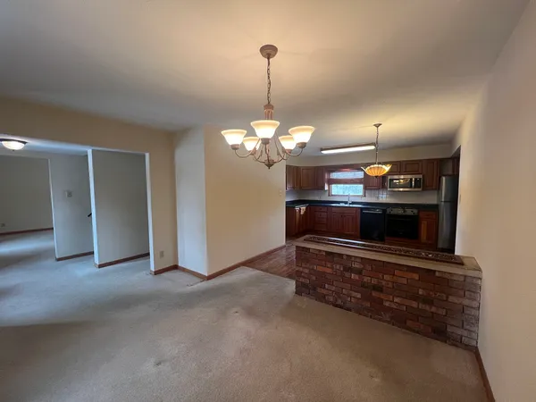 $259,000 | 117 Prairie Road, Carterville, IL 62918