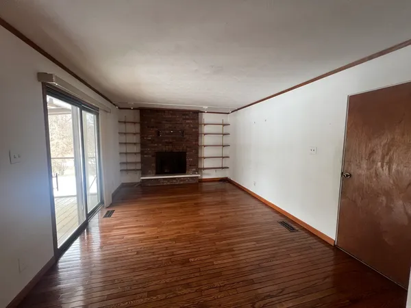 $259,000 | 117 Prairie Road, Carterville, IL 62918