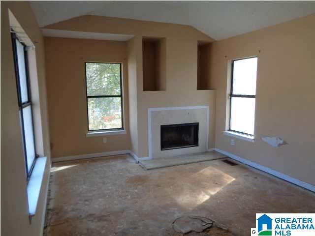 204 Riverside Drive Trussville, AL 35173 - Photo 6 of 10
