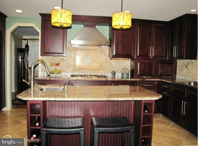 810 Villa Ridge Road Falls Church, VA 22046 - Photo 4 of 29 Kitchen