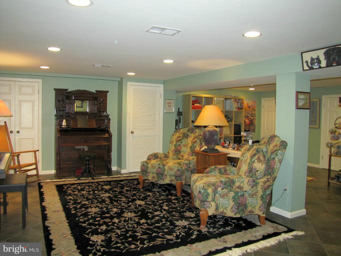 810 Villa Ridge Road Falls Church, VA 22046 - Photo 7 of 29 Rec Room