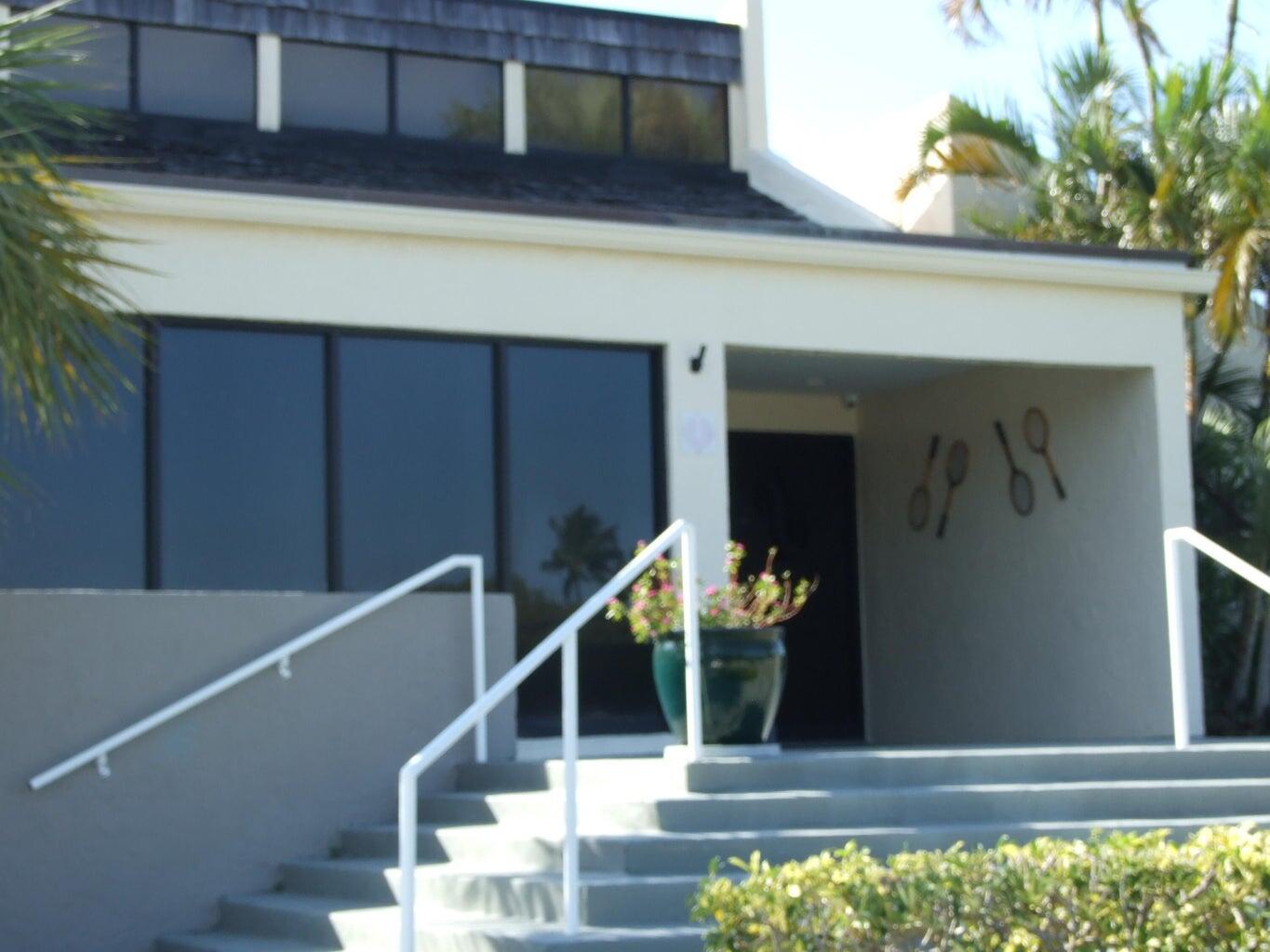 1605 Highway 1, Unit 203 V4 Jupiter, FL 33477 - Photo 27 of 33 a view of a entryway