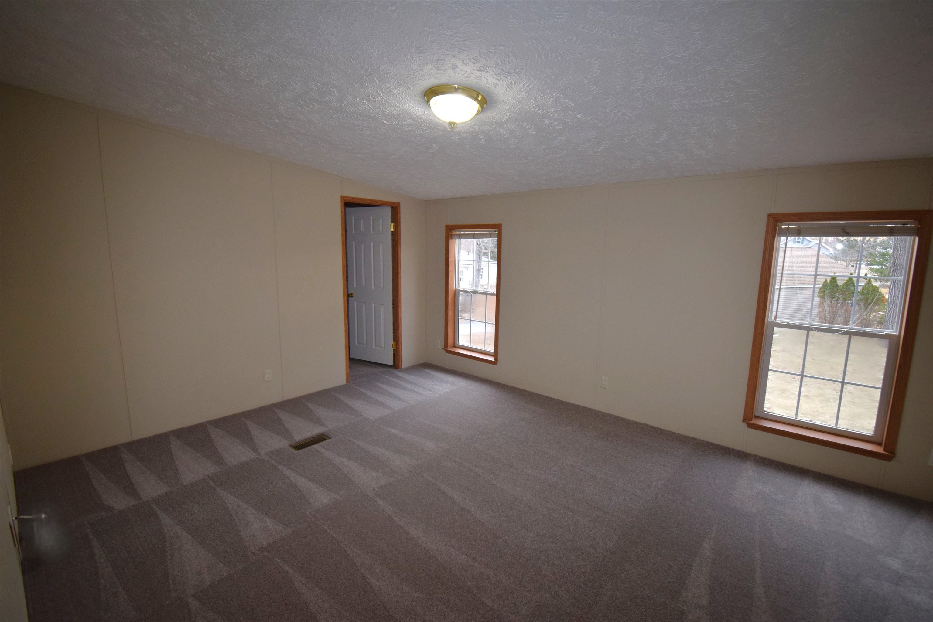 6 Georges Lane Fremont, NH 03044 - Photo 35 of 41