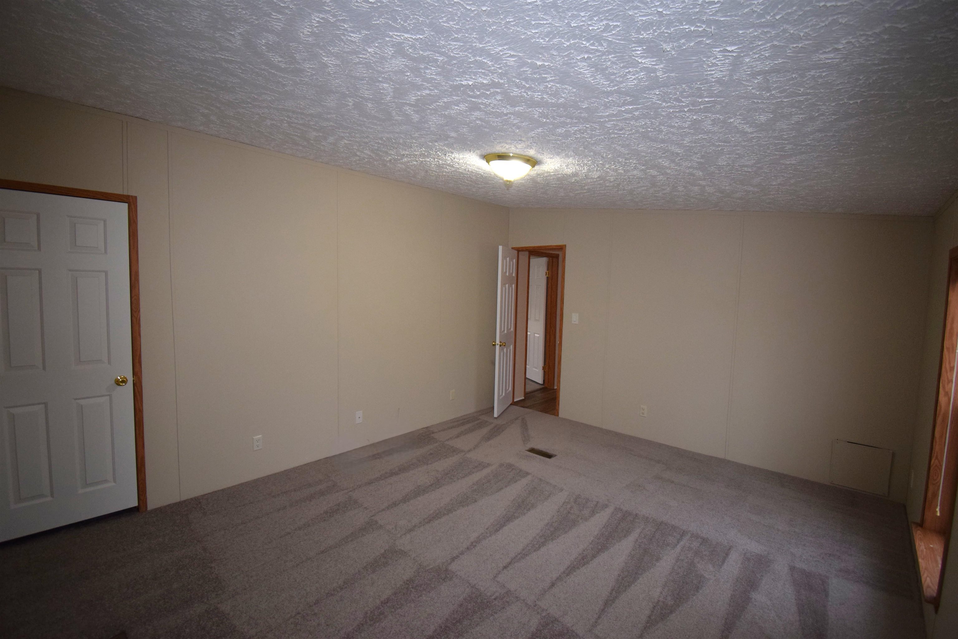 6 Georges Lane Fremont, NH 03044 - Photo 37 of 41