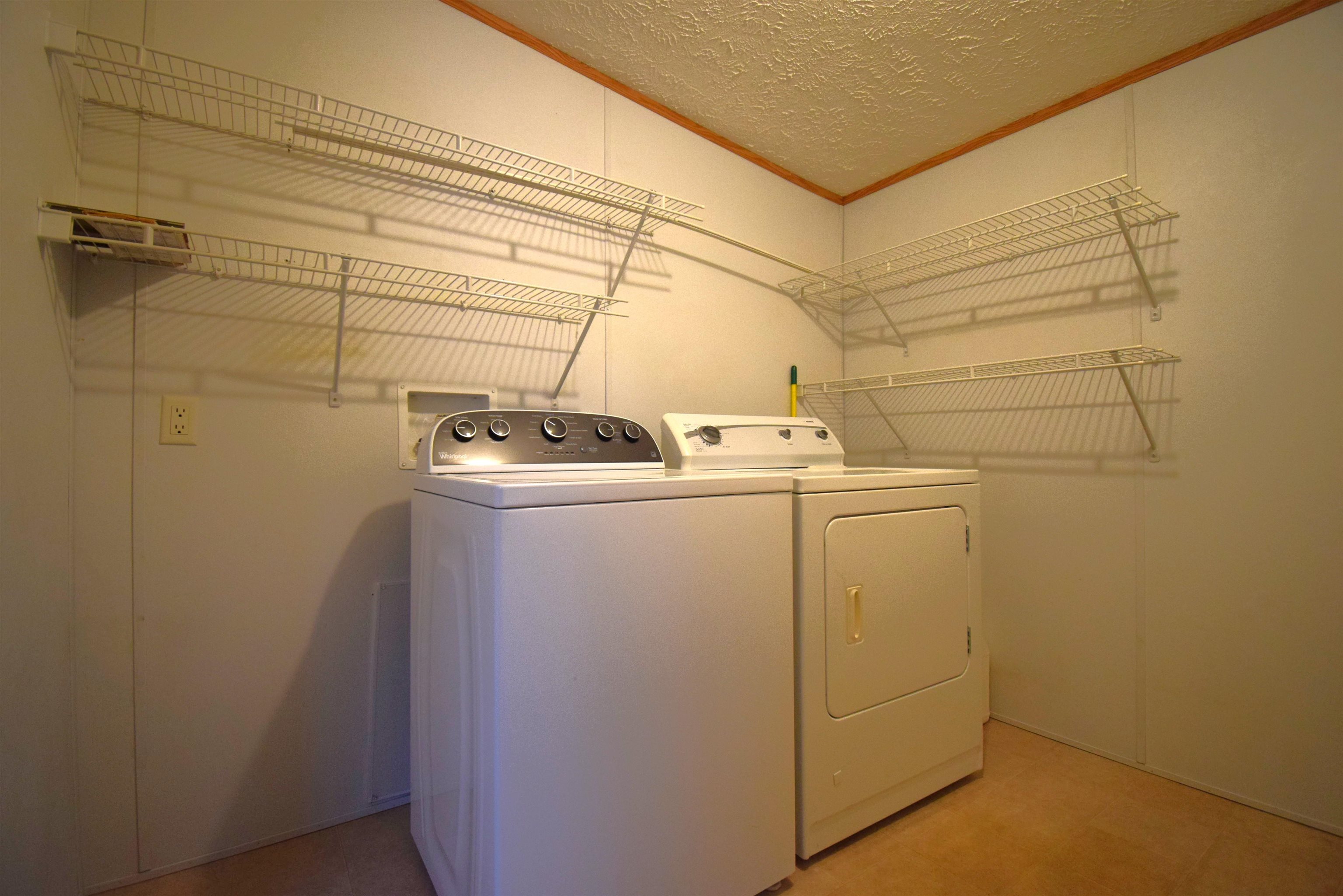 6 Georges Lane Fremont, NH 03044 - Photo 8 of 41