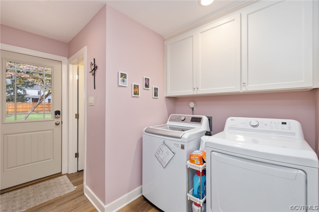 2730 West Brigstock Road Midlothian, VA 23113 - Photo 24 of 49 a utility room with dryer and washer