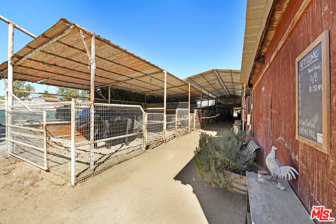 1840 Riverside Drive Glendale, CA 91201 - Photo 20 of 35 a view of a balcony with door