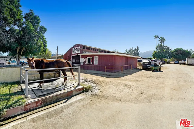 a view of a house with outdoor space