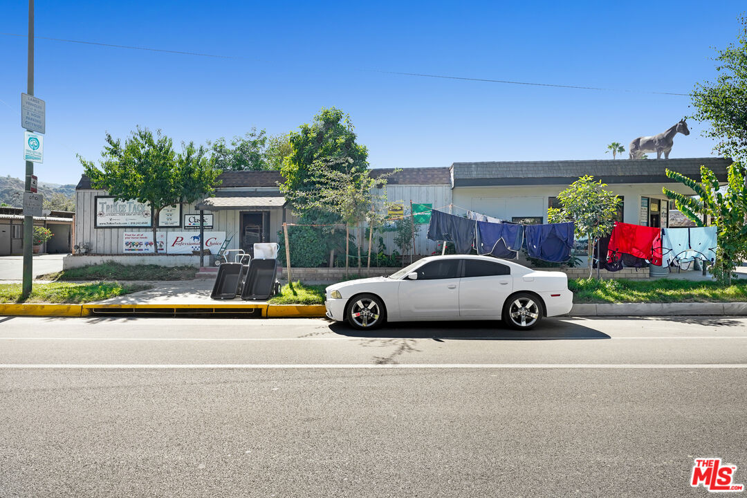 1840 Riverside Drive Glendale, CA 91201 - Photo 28 of 35 a view of street with parked cars