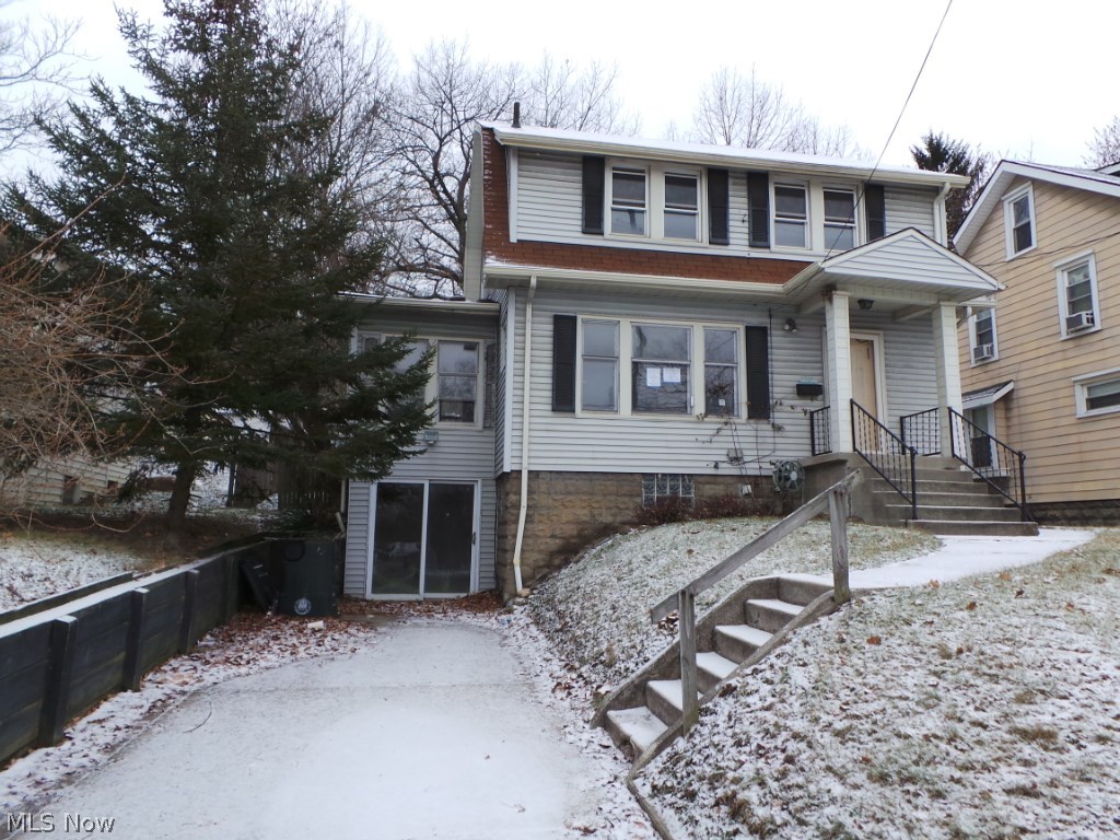 1710 Manchester Road Akron, OH 44314 - Photo 1 of 15