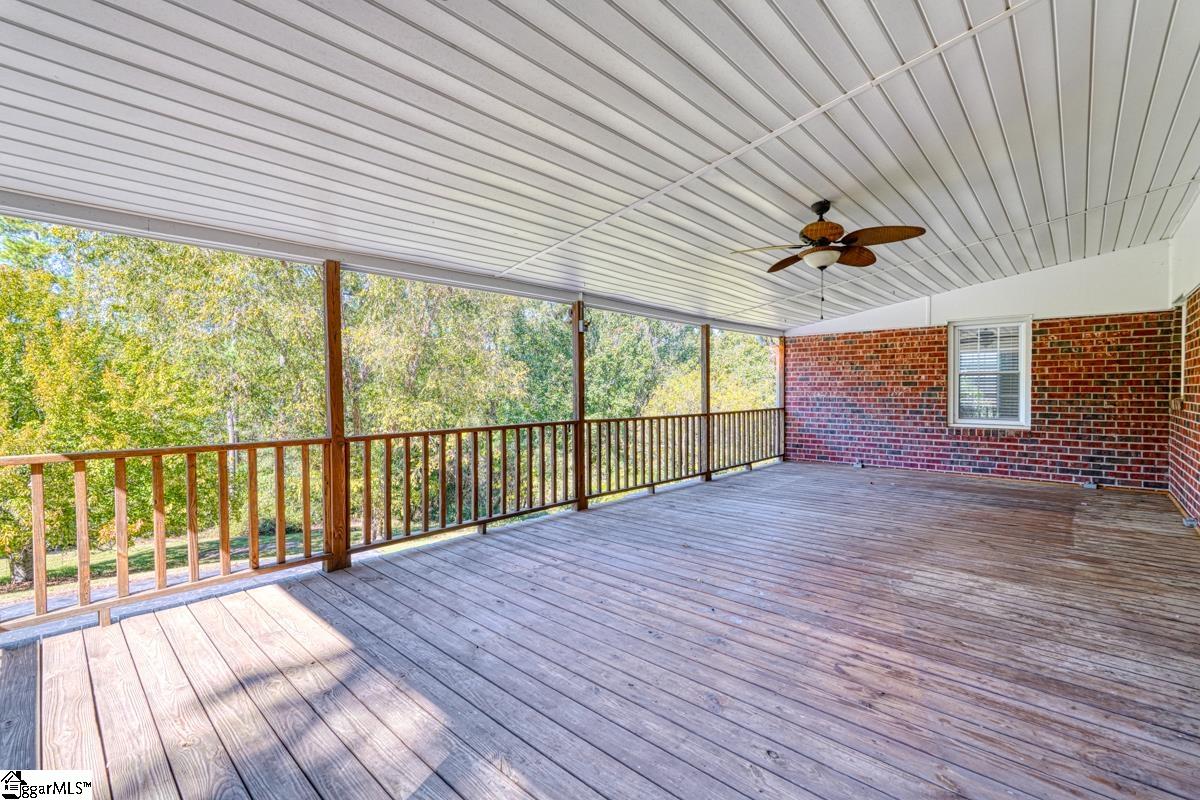 230 Sheffield Road Greer, SC 29651 - Photo 6 of 50