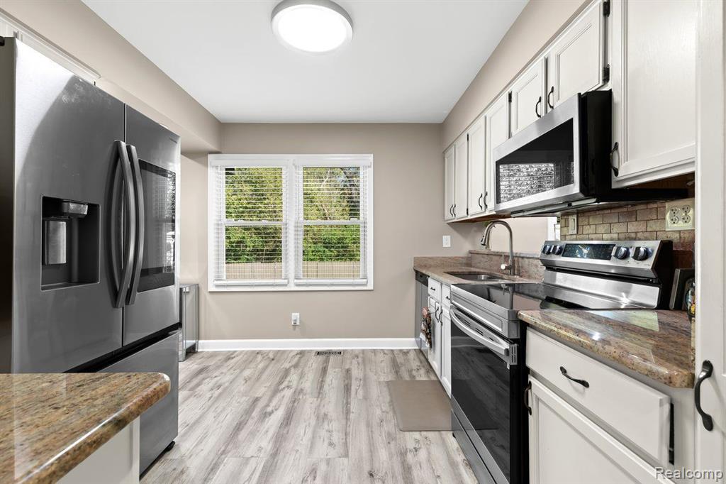 17526 Inkster Road Redford, MI 48240 - Photo 20 of 47 Gallery Image 20