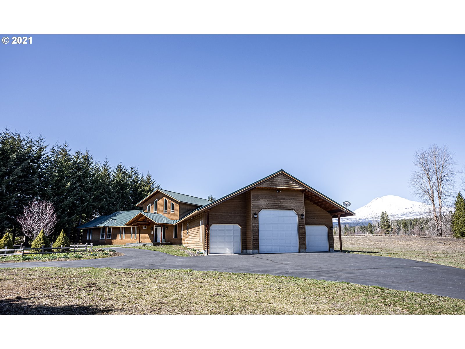 21 Sunnyside Road Trout Lake, WA 98650 - Photo 3 of 32 Gallery Image 3