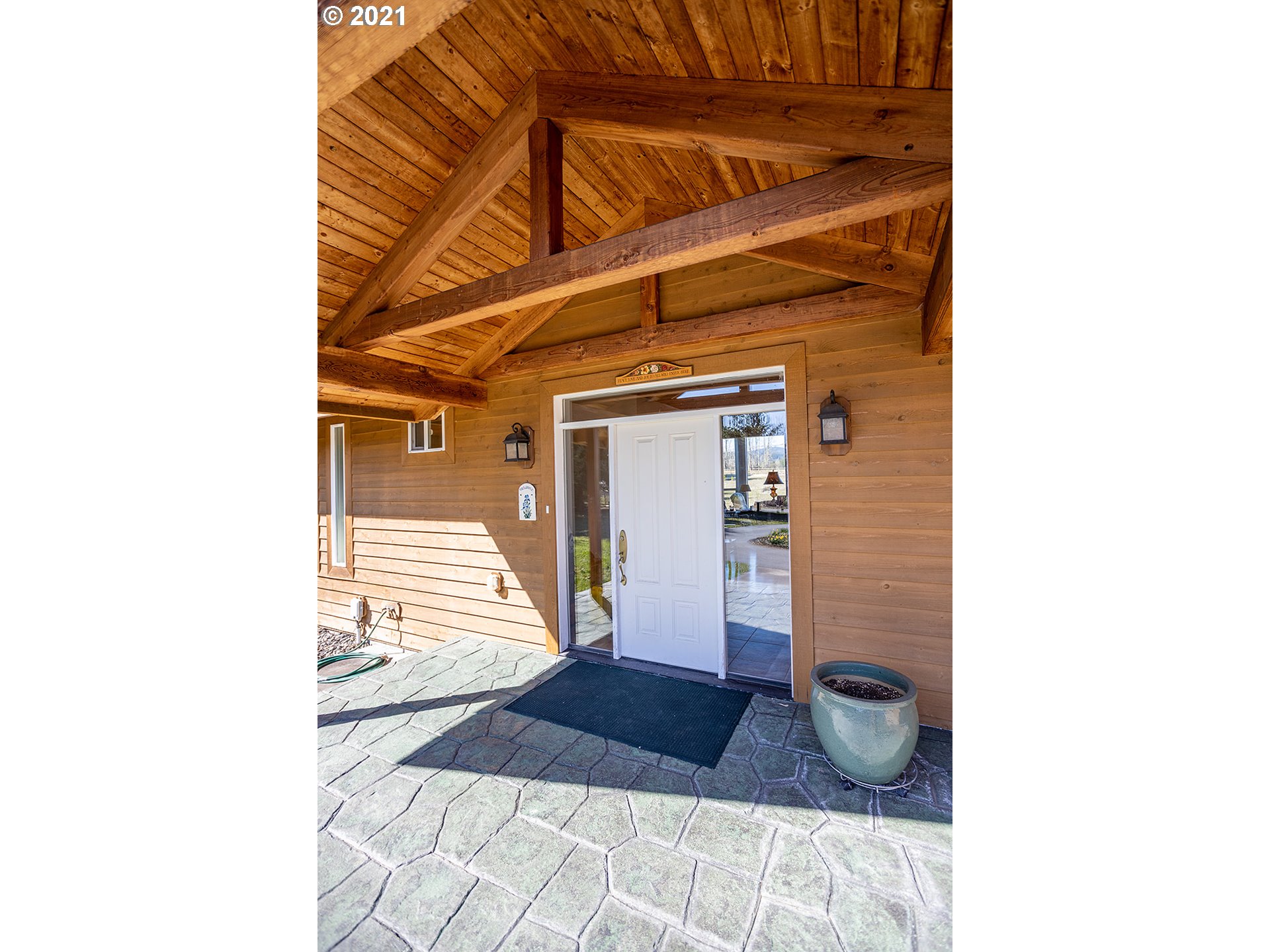 21 Sunnyside Road Trout Lake, WA 98650 - Photo 5 of 32 Gallery Image 5