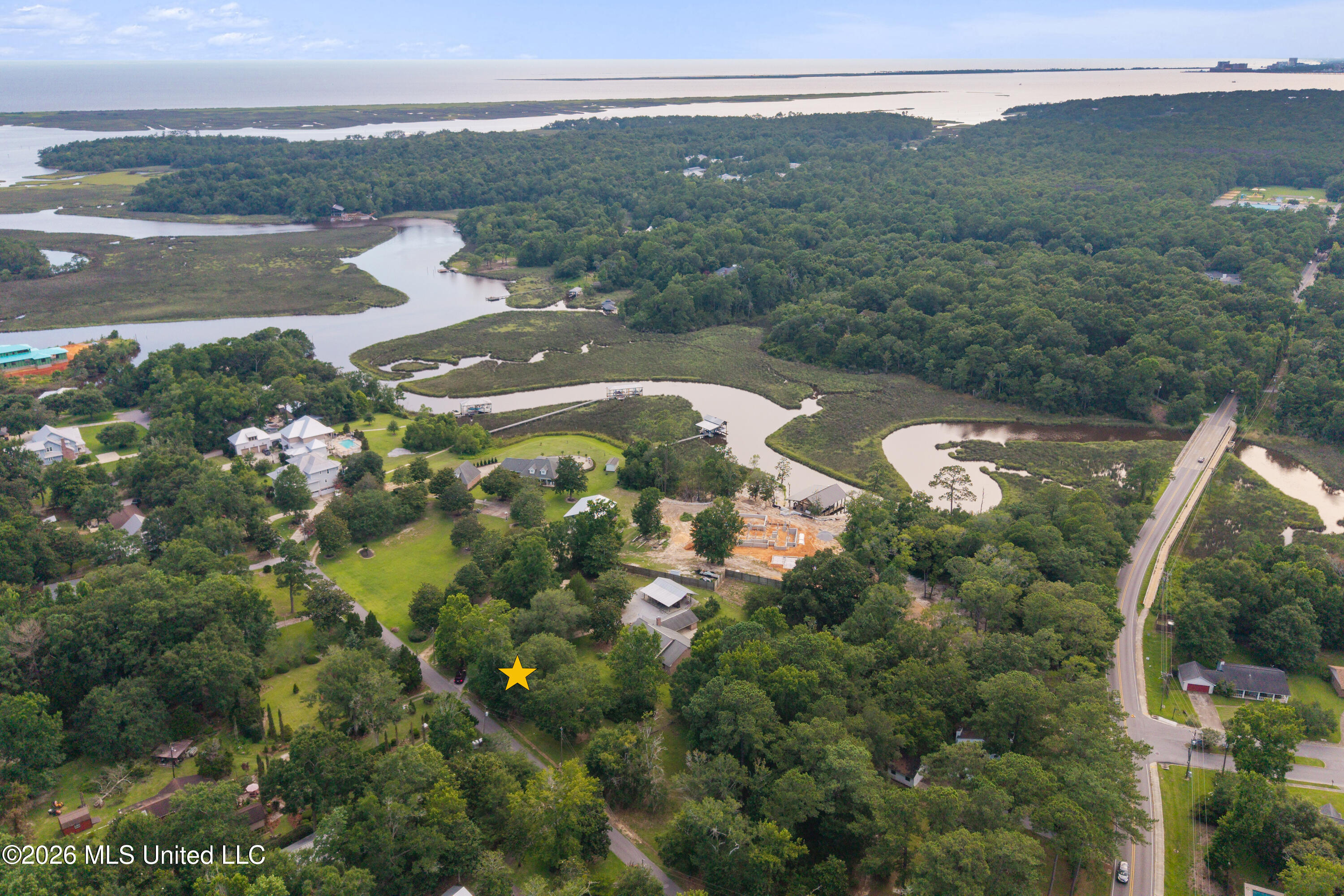 153 Pittman Road Ocean Springs, MS 39564 - Photo 2 of 54 00002