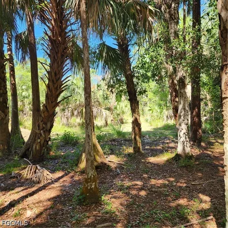 $439,990 | 381 8th Street Northeast, Naples, FL 34120