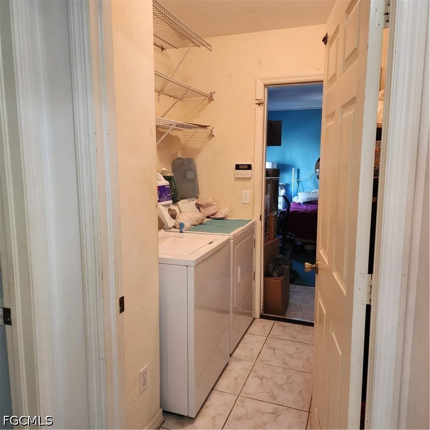 381 8th Street Northeast Naples, FL 34120 - Photo 28 of 38