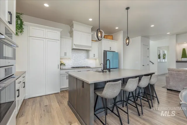 $1,079,000 | 8872 West Suttle Lake Drive, Boise, ID 83714