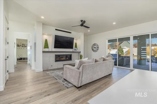 $1,079,000 | 8872 West Suttle Lake Drive, Boise, ID 83714