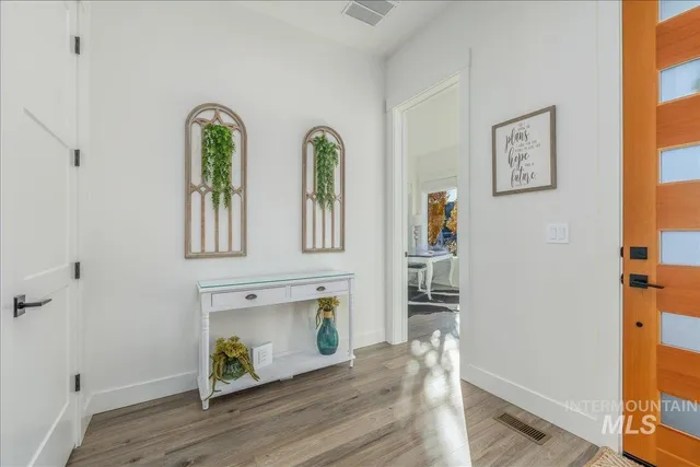 $1,079,000 | 8872 West Suttle Lake Drive, Boise, ID 83714