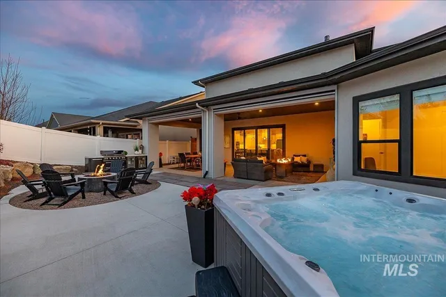 $1,079,000 | 8872 West Suttle Lake Drive, Boise, ID 83714