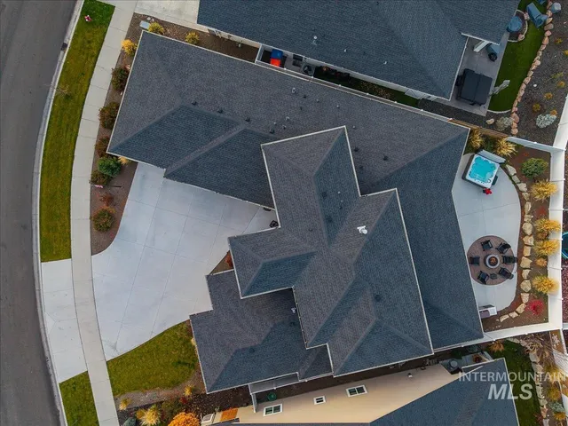 $1,079,000 | 8872 West Suttle Lake Drive, Boise, ID 83714