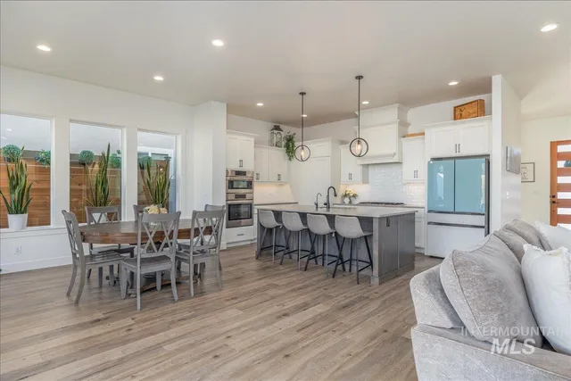 $1,079,000 | 8872 West Suttle Lake Drive, Boise, ID 83714