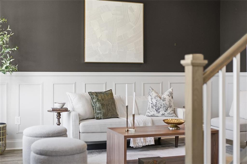 3061 Preston Way Bridgeville, PA 15017 - Photo 13 of 45 a living room with furniture and a painting