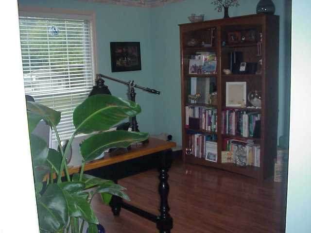 8665 North Picture Ridge Road Peoria, IL 61615 - Photo 12 of 15 Gallery Image 12