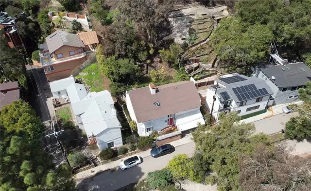 $3,960,000 | 507 West Rustic Road, Santa Monica, CA 90402