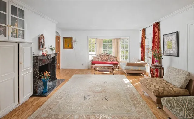 $3,960,000 | 507 West Rustic Road, Santa Monica, CA 90402