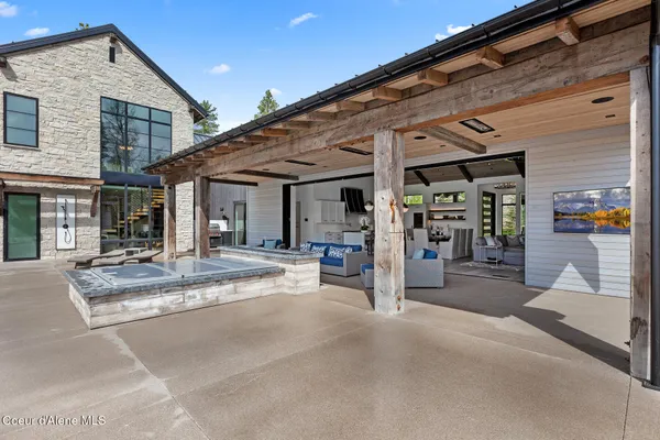 $8,450,000 | 2124 East Kettle Ridge Road, Harrison, ID 83833