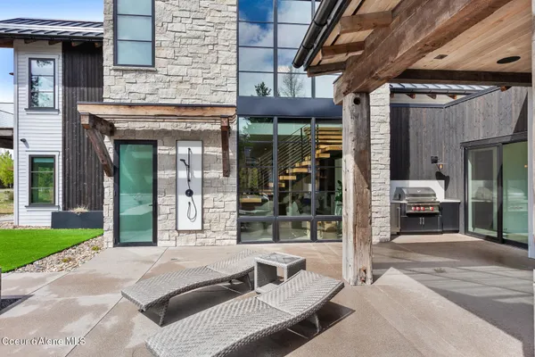$8,450,000 | 2124 East Kettle Ridge Road, Harrison, ID 83833